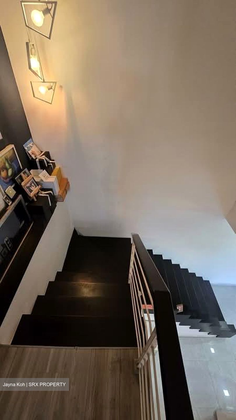 Blk 525 Serangoon North Avenue 4 (Serangoon), HDB Executive #601582531
